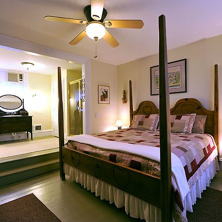 Hall House Hotel Dahlonega Exterior photo