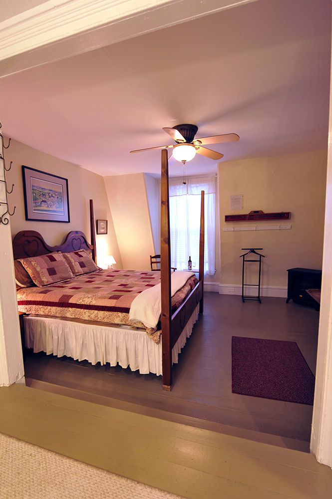 Hall House Hotel Dahlonega Exterior photo